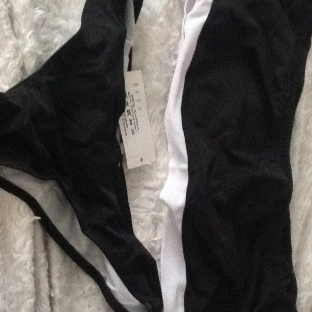 Super sexy🎱Summer bikini - Picture 3 of 3